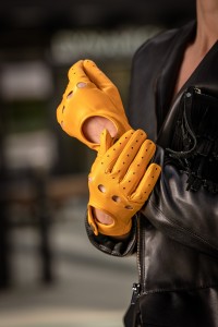 Elegant colors leather driving gloves